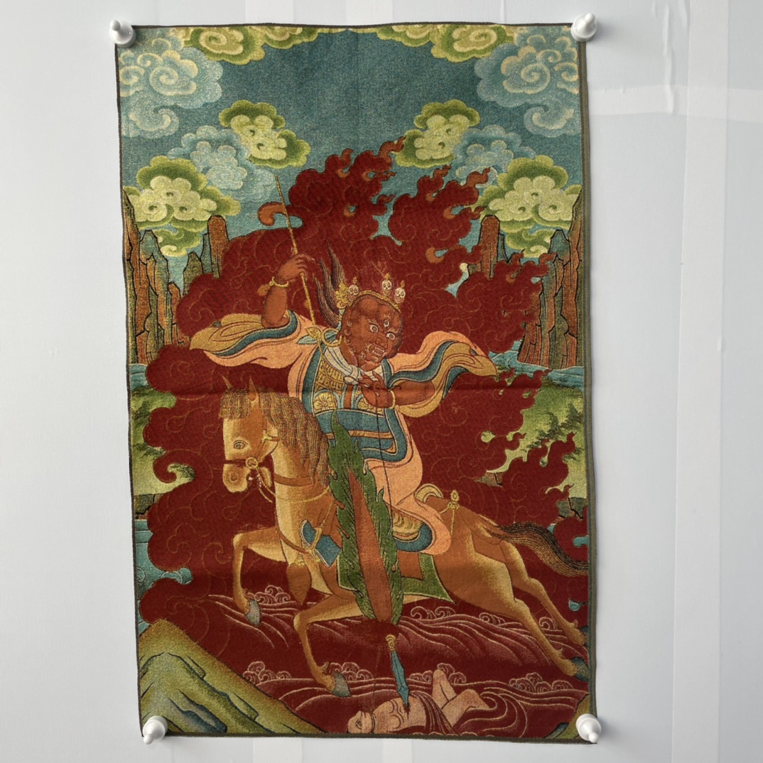 35' Old Nepalese Temples Silk  - Embroidery House 评论和价格