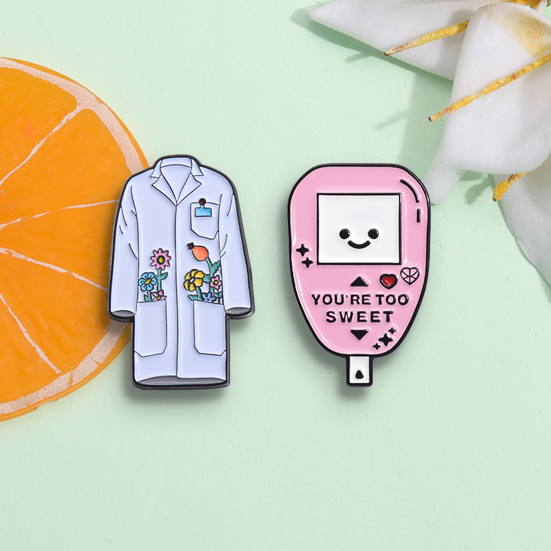 Funny Glucometer Flower White  - Embroidery House 评论和价格