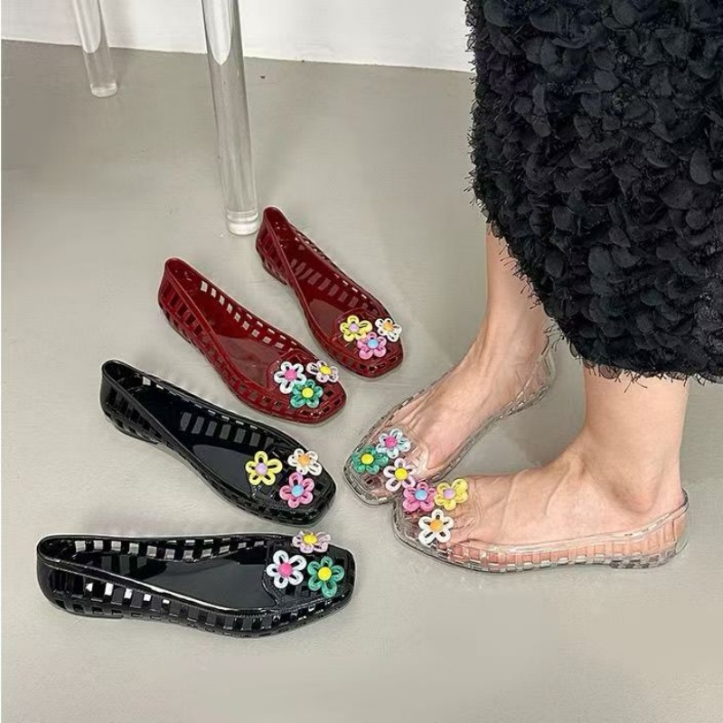 Hollowed kawaii dopamine Shoe  - Embroidery Flat Shoes 评论和价格