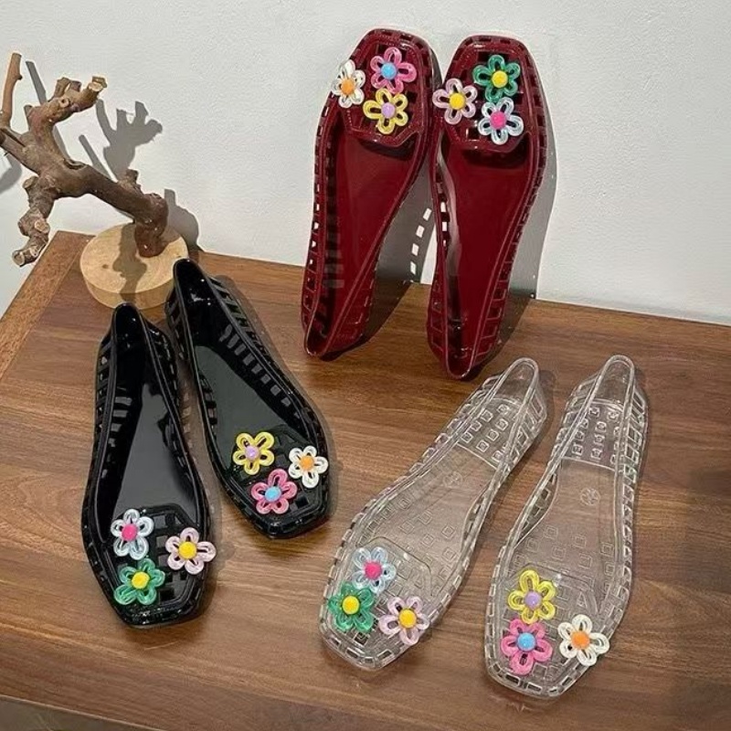 Hollowed kawaii dopamine Shoe  - Embroidery Flat Shoes 评论和价格