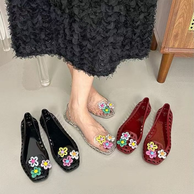 Hollowed kawaii dopamine Shoe  - Embroidery Flat Shoes 评论和价格