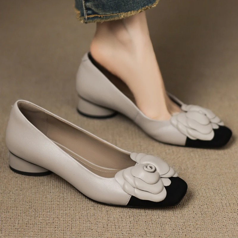 Plus size 34-41 women's sheeps - Embroidery Flat Shoes 评论和价格