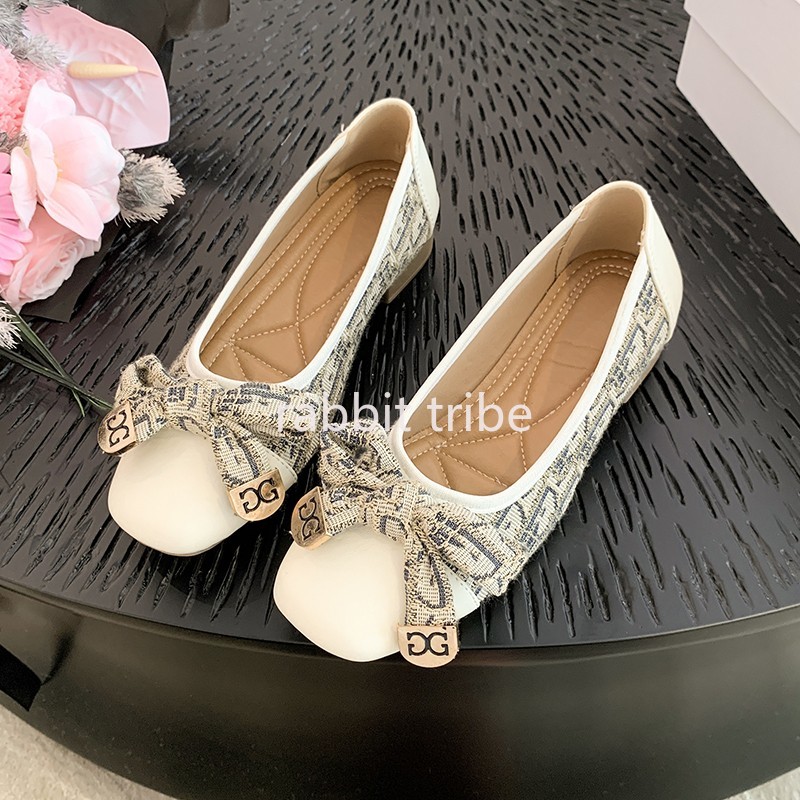 Comfortable French Womens Sing - Embroidery Flat Shoes 评论和价格