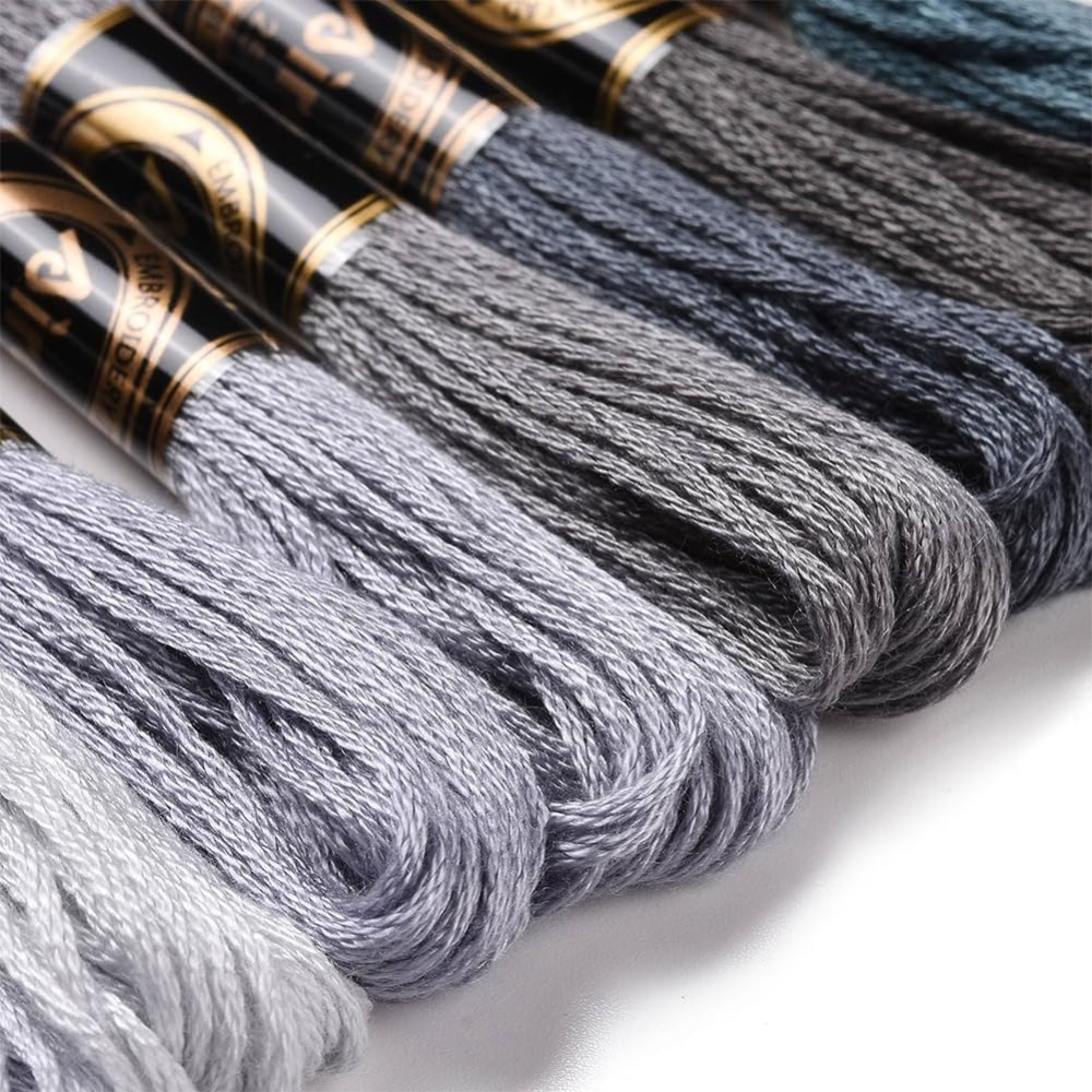 8 Skeins 70 Yards Grey Friends - Embroidery Stitch 评论和价格